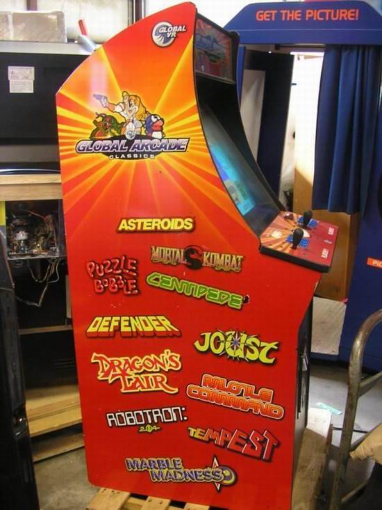 stunt cycle arcade game